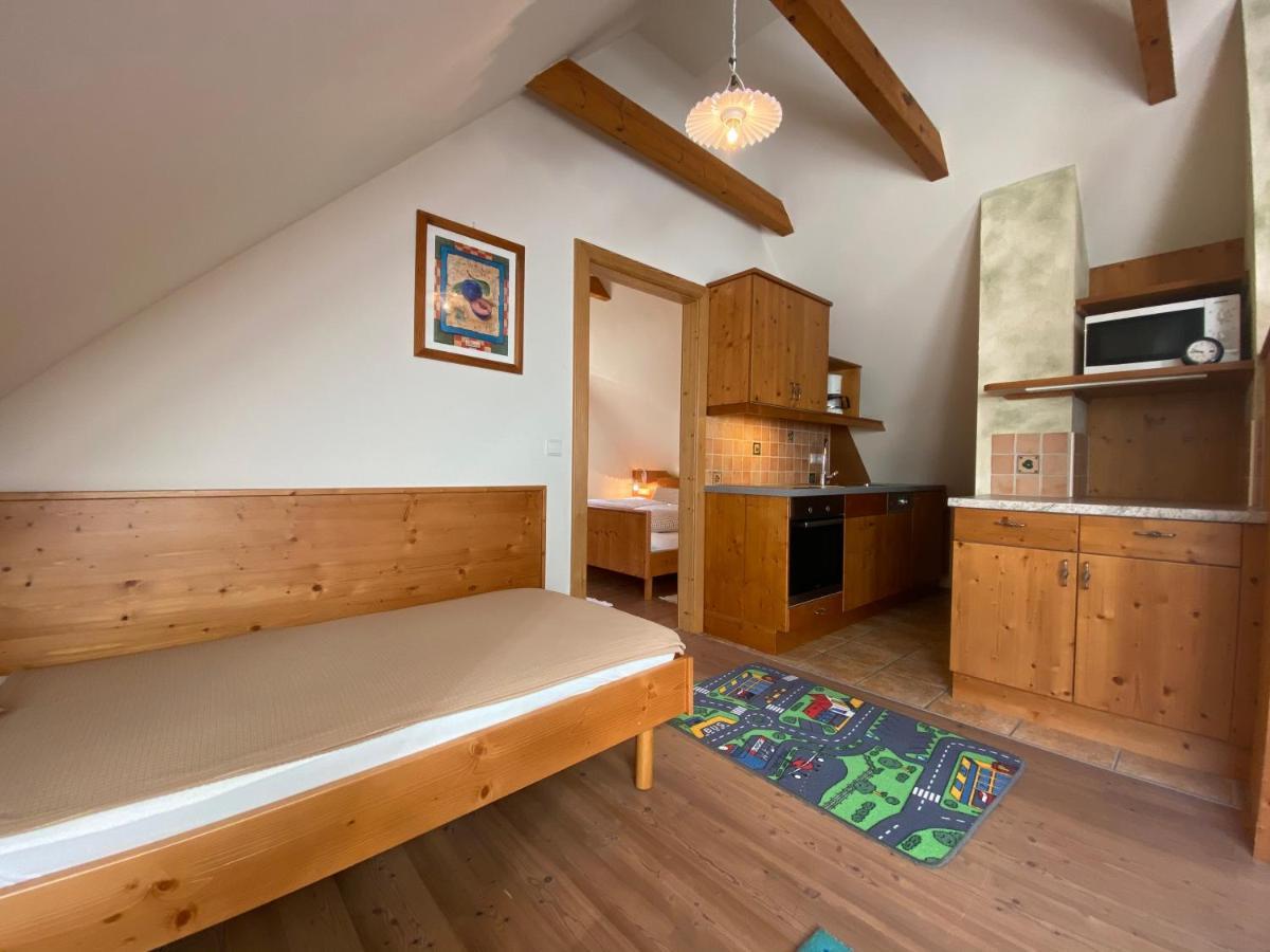 Kuerbishof Gartner Villa Fehring Eksteriør bilde